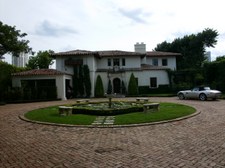Enlarge photo 79