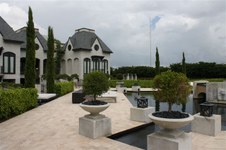 Enlarge photo 196