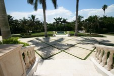 Enlarge photo 214