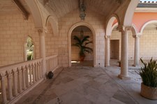 Enlarge photo 249