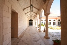 Enlarge photo 250
