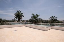 Enlarge photo 179