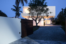 Enlarge photo 208