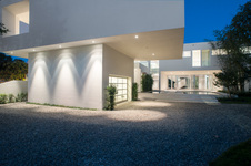 Enlarge photo 209