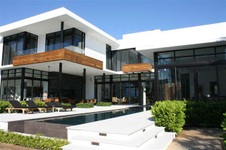 Enlarge photo 41