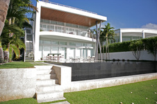 Enlarge photo 47