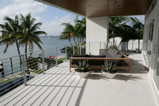 Enlarge photo 49
