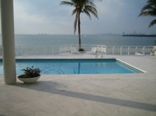 Enlarge photo 115
