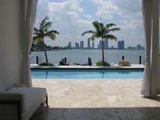 Enlarge photo 132