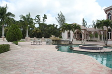 Enlarge photo 26