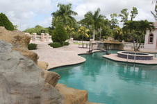 Enlarge photo 25