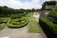 Enlarge photo 81
