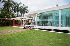 Enlarge photo 57