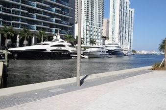 Enlarge photo 36