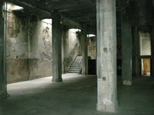 Enlarge photo 88