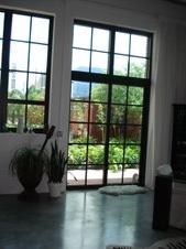 Enlarge photo 29