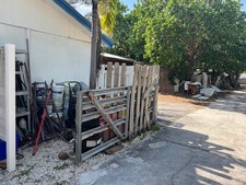 Enlarge photo 208