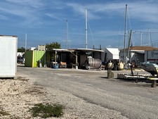 Enlarge photo 228