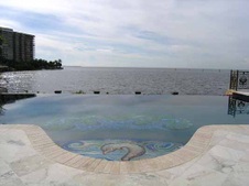 Enlarge photo 33