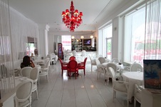 Enlarge photo 18