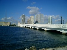 Enlarge photo 43