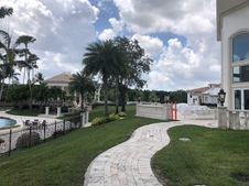 Enlarge photo 36