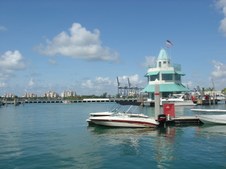 Enlarge photo 75