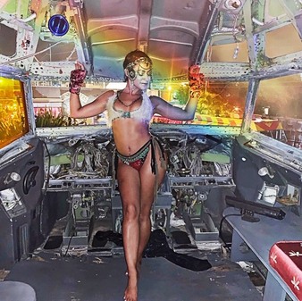 Enlarge photo 88