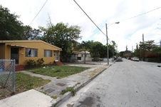 Enlarge photo 24