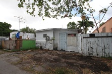 Enlarge photo 219