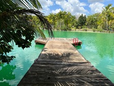 Enlarge photo 196