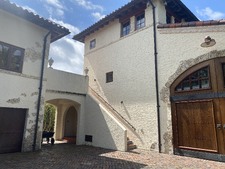 Enlarge photo 437
