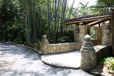 Enlarge photo 71