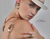 Enlarge photo 403