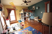 Enlarge photo 89