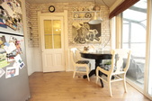 Enlarge photo 47