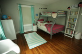 Enlarge photo 47