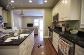 Enlarge photo 36