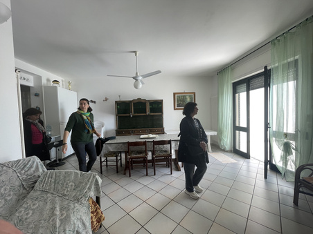 Enlarge photo 58