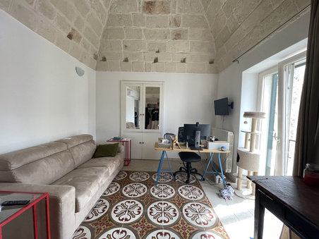 Enlarge photo 68