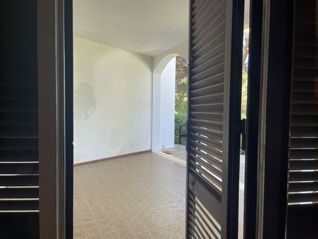 Enlarge photo 28
