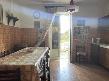 Enlarge photo 29