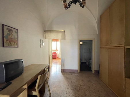 Enlarge photo 28