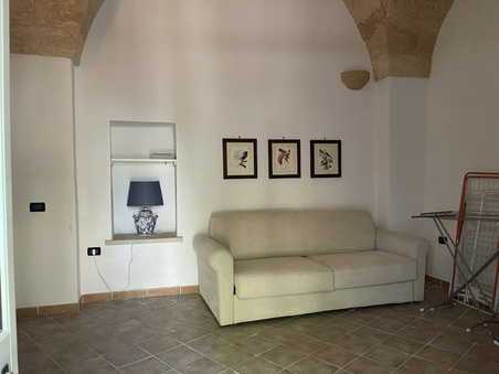 Enlarge photo 105