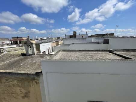 Enlarge photo 28
