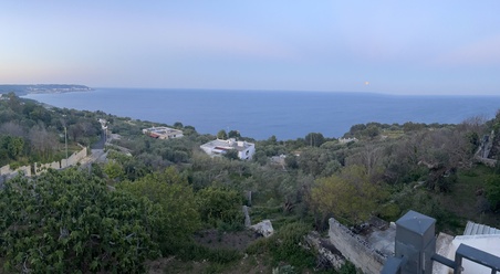 Enlarge photo 140