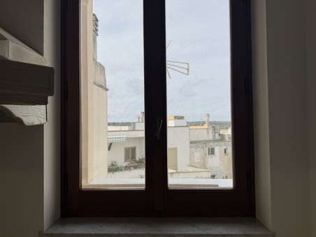 Enlarge photo 75