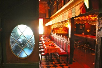 Enlarge photo 19