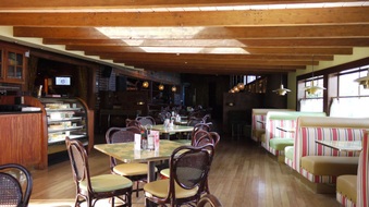 Enlarge photo 29