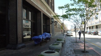 Enlarge photo 30